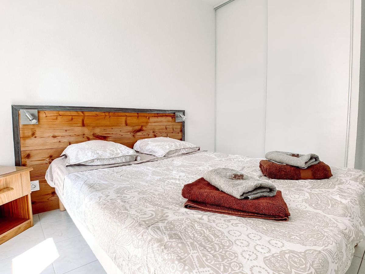 T2 Tout Confort Proche Centre Hyeres & Plages Exteriör bild